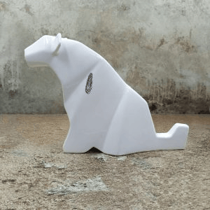 Figura felina color blanco