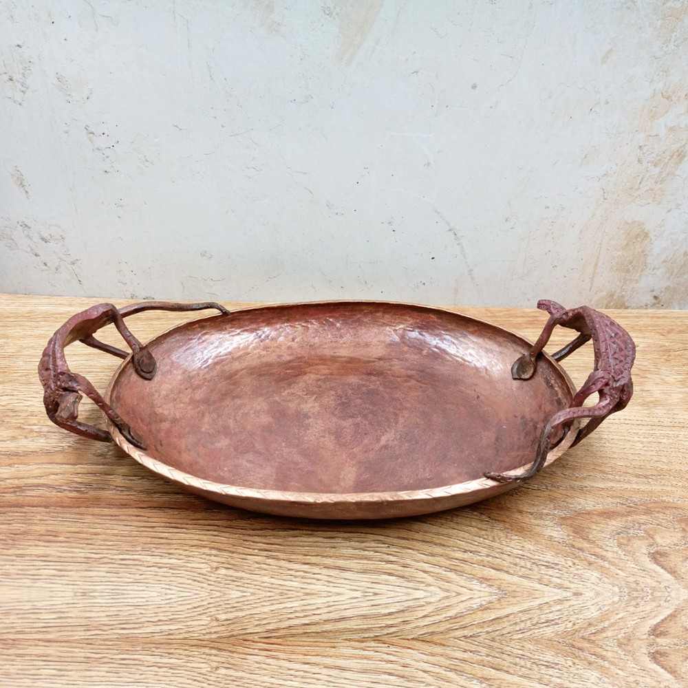 Copper fruit bowl with lizard handles