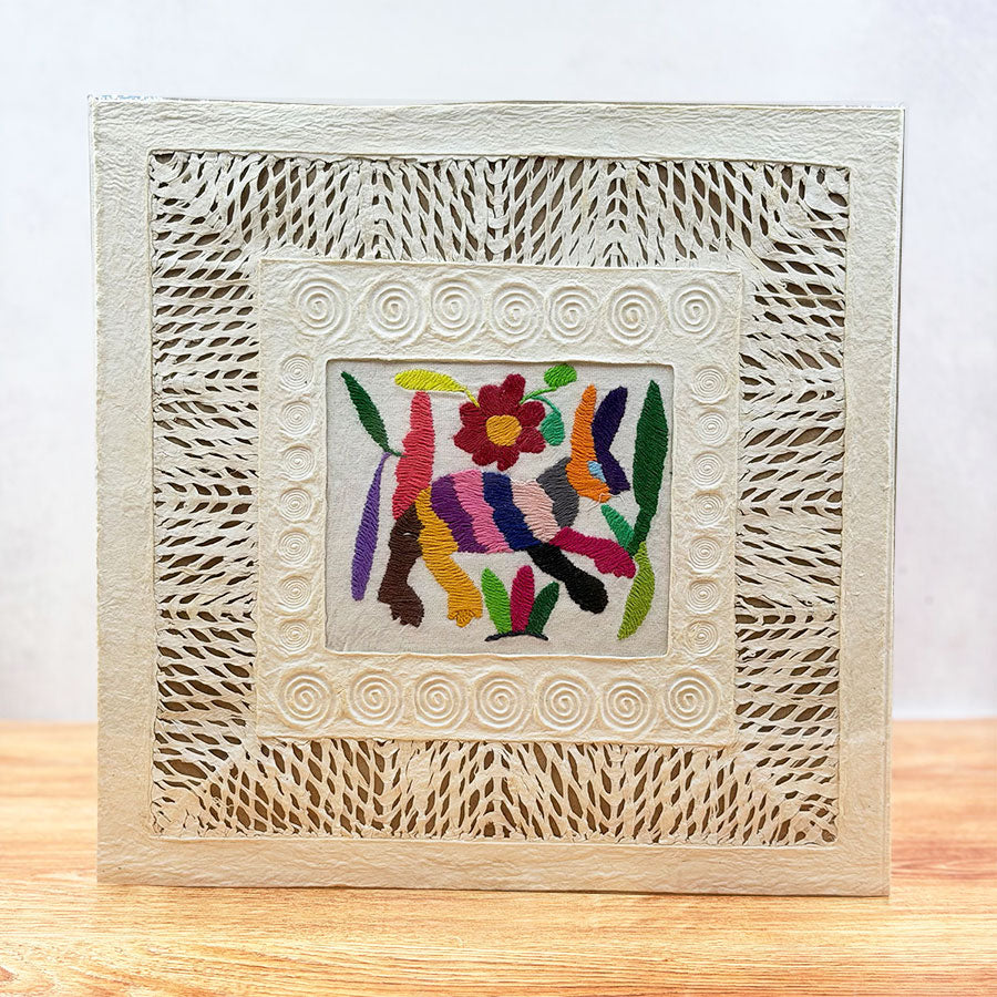 Amate con arte otomí mediano