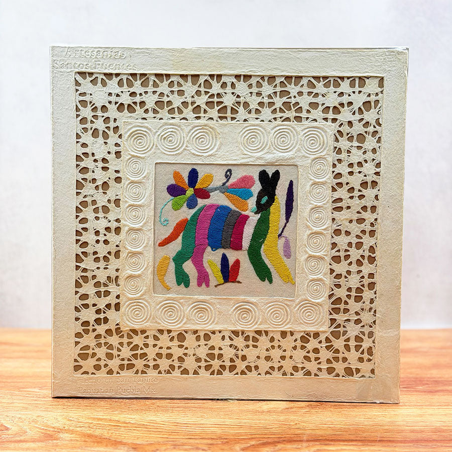 Amate con arte otomí mediano