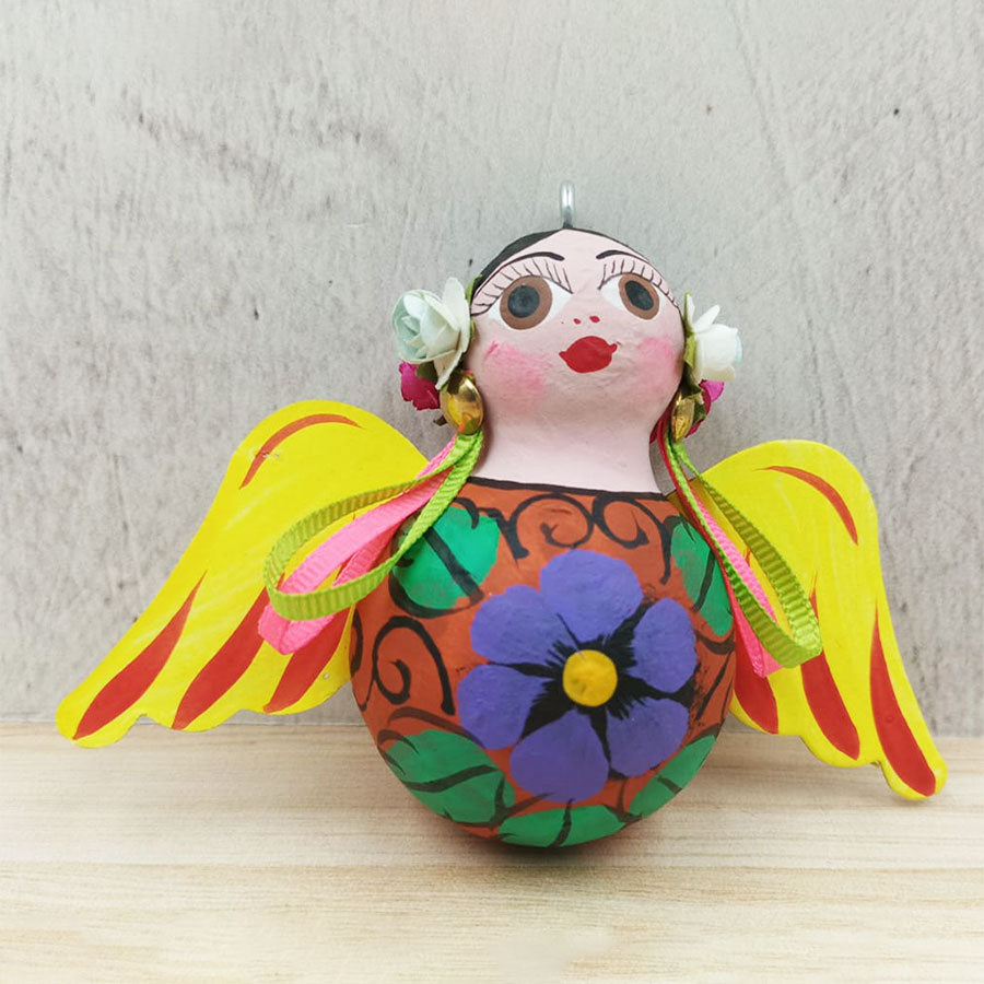 Mini angelita figure