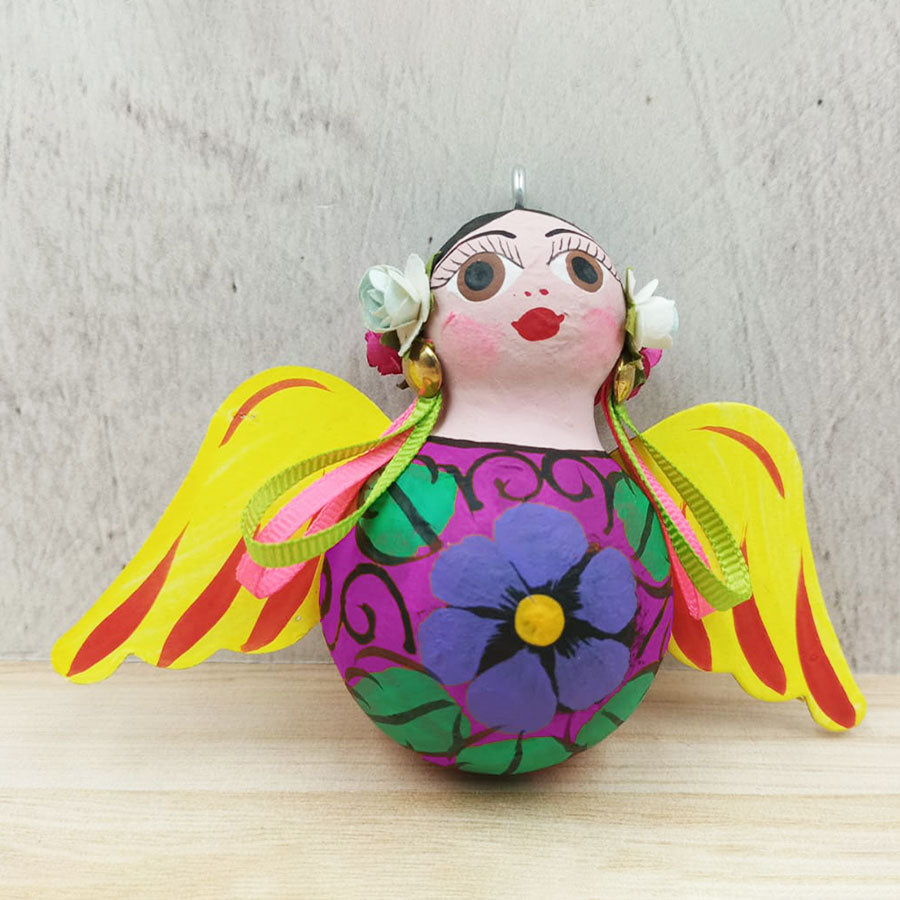 Mini angelita figure