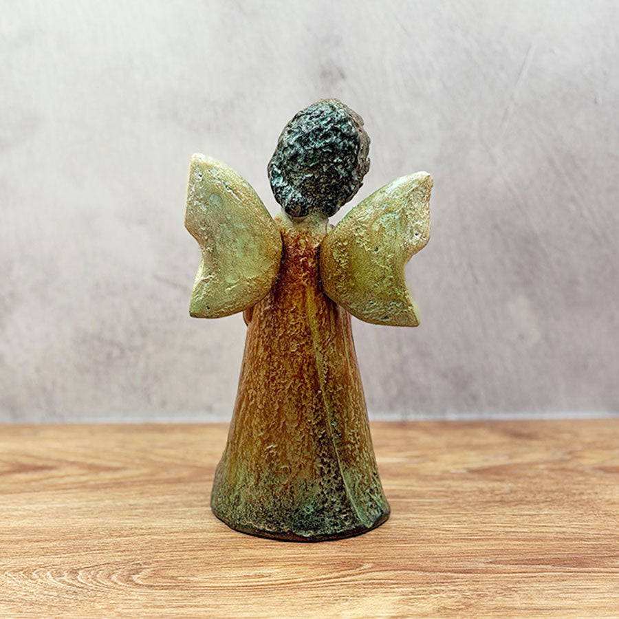 Little angel with green wings