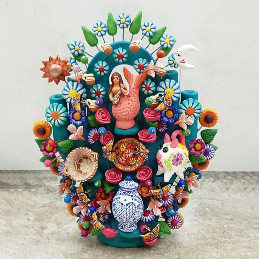 Árbol de la vida aqua con artesanías mexicanas