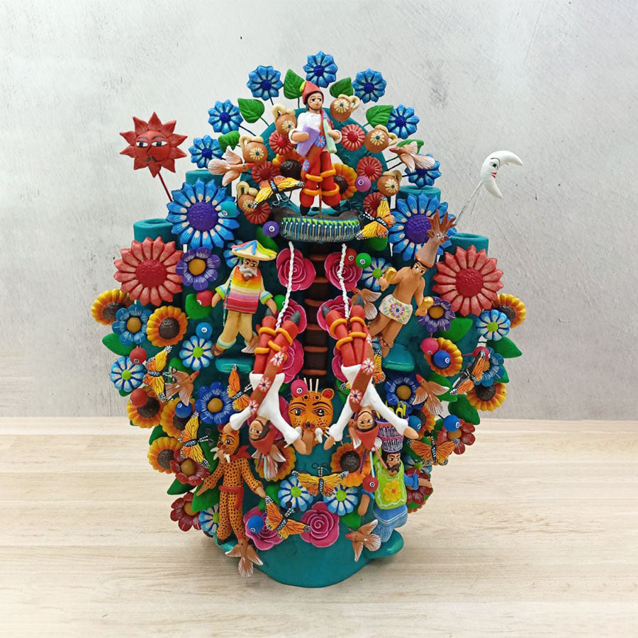 Árbol de la vida azul con voladores de Papantla