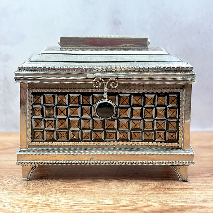 Brown chest with checkered design
