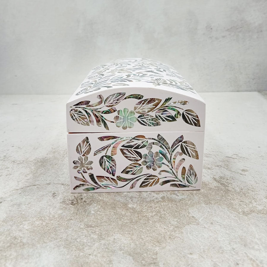 Trunk with shell inlay #20