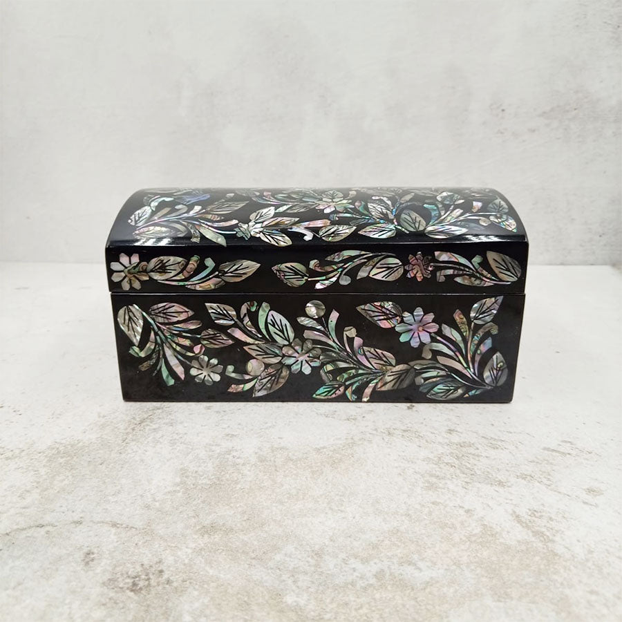Trunk with shell inlay #20