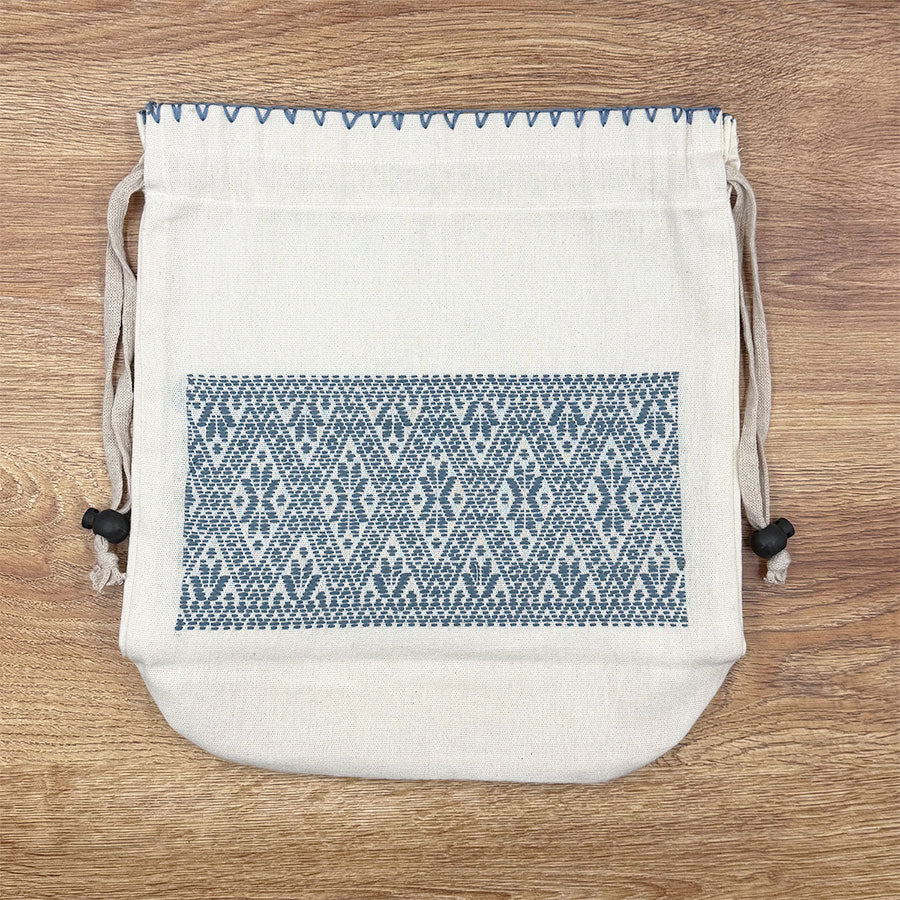 Bag with embroidered stripe