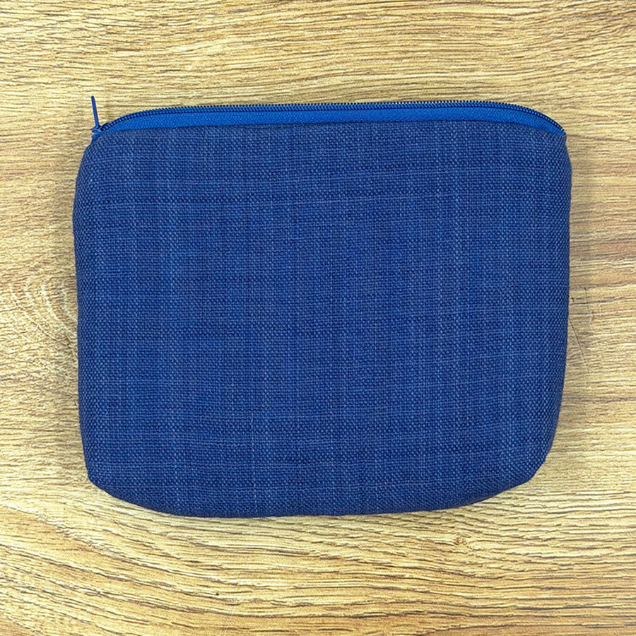 Bag with embroidered Mexican scenes