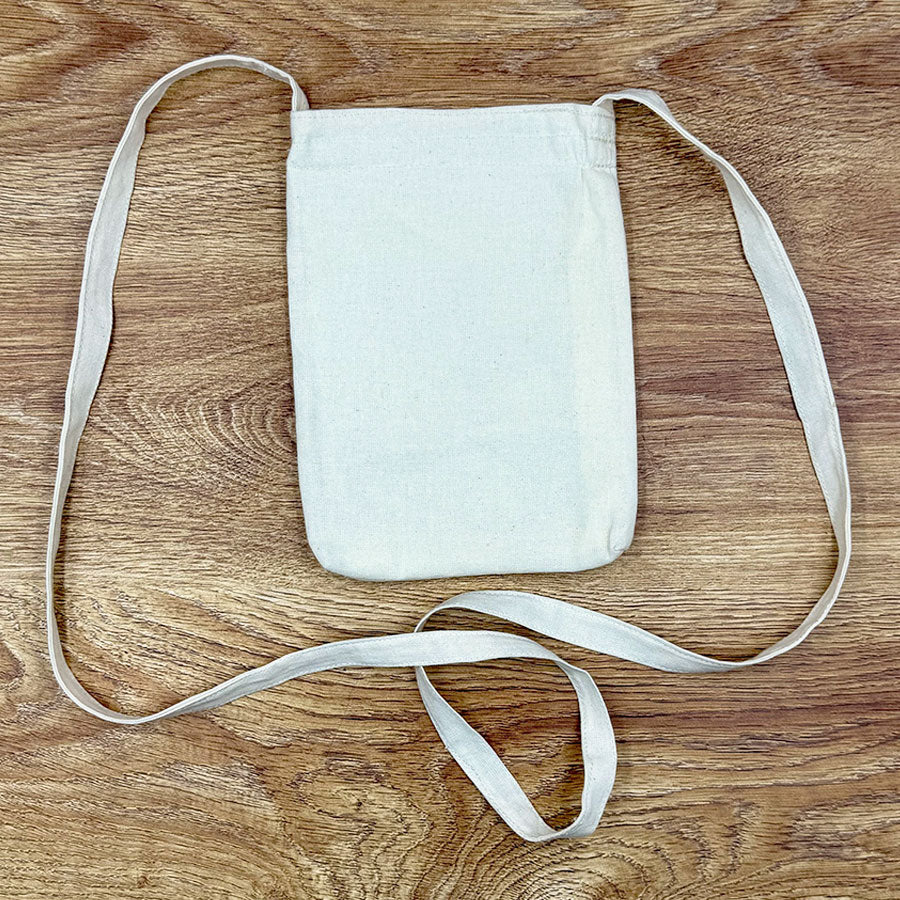 Bolsa beige de manta con bordado otomí de colores