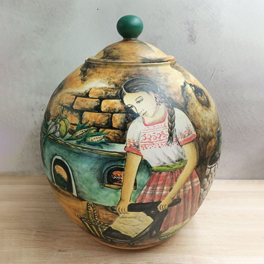 Bombonera larga con cocina mexicana café mediana