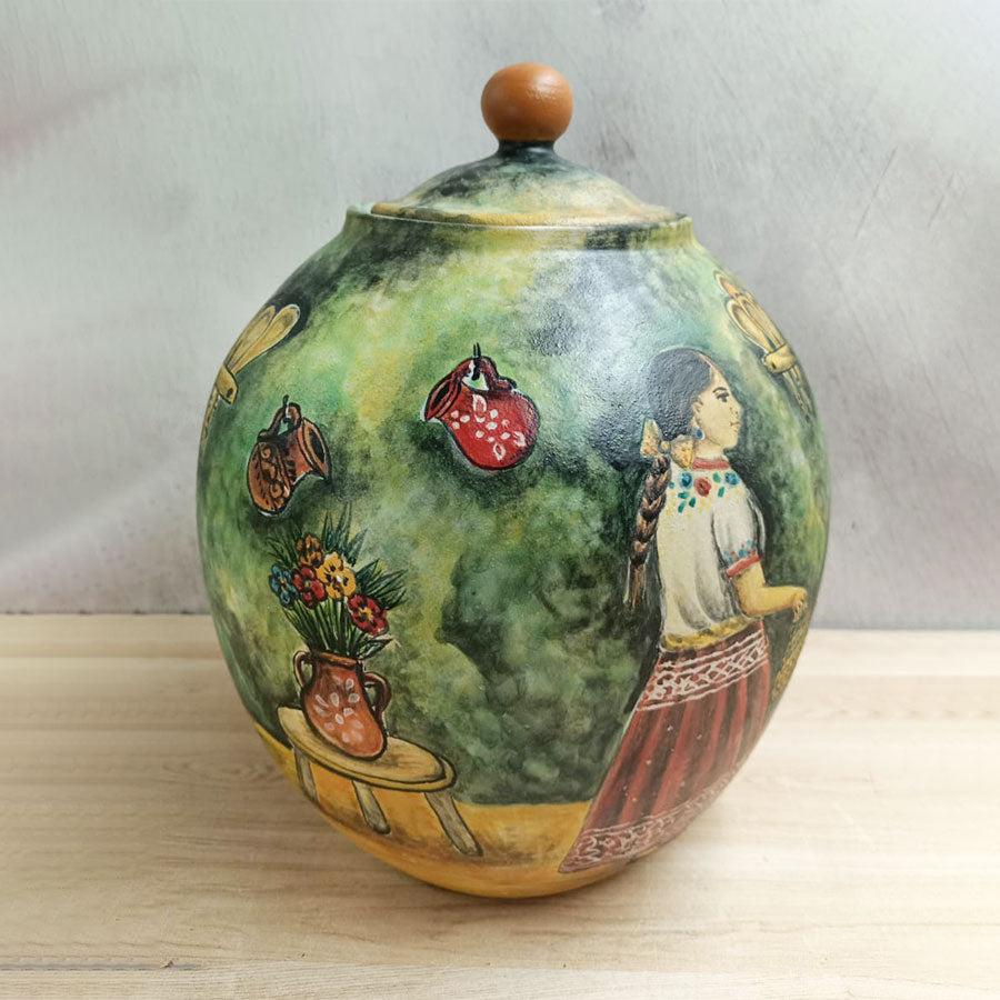 Long candy jar-shaped vase with dark green Mexican kitchen, small size