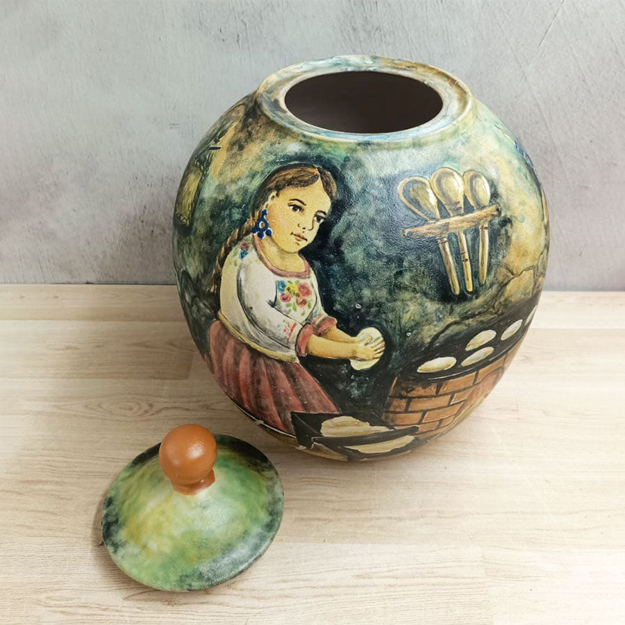 Long candy jar-shaped vase with green Mexican kitchen, small size