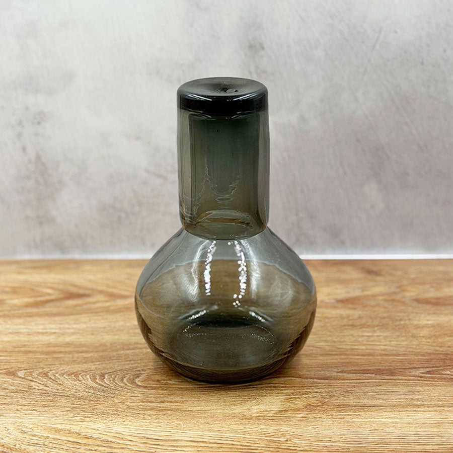 Ball-shaped water bottle for nightstand
