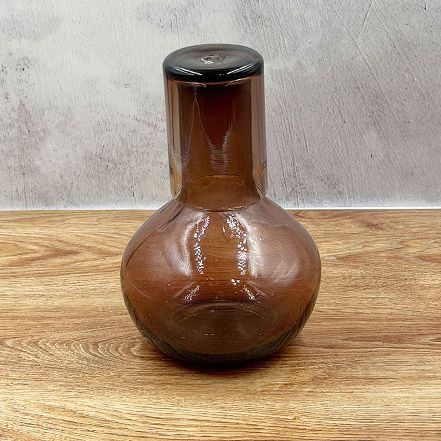 Ball-shaped water bottle for nightstand