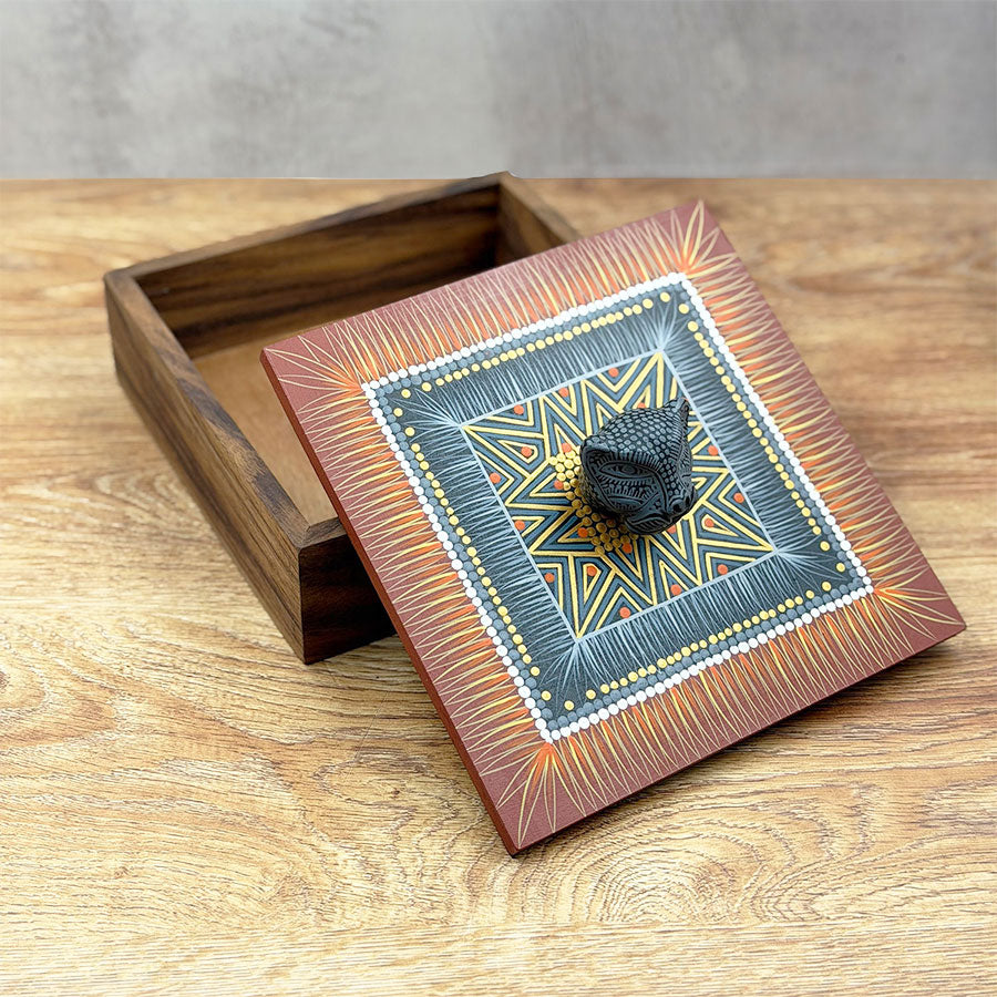 Square box with jaguar head