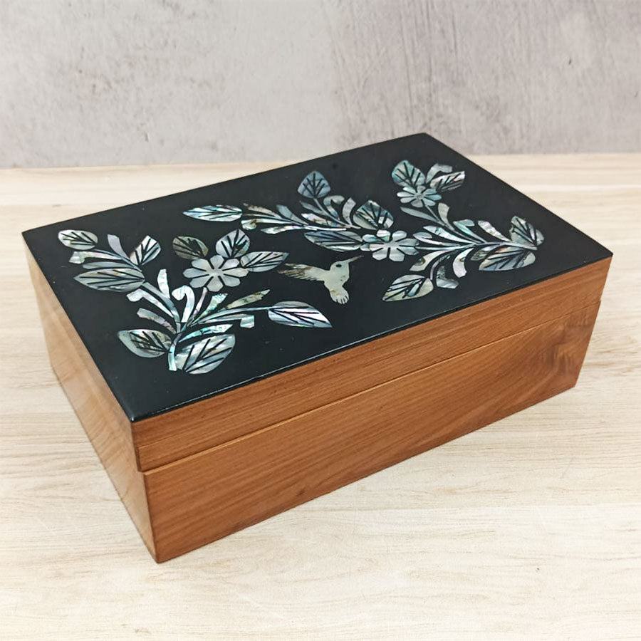 Rectangular box with shell inlay #17