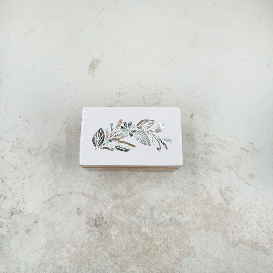 Rectangular box with shell inlay #10
