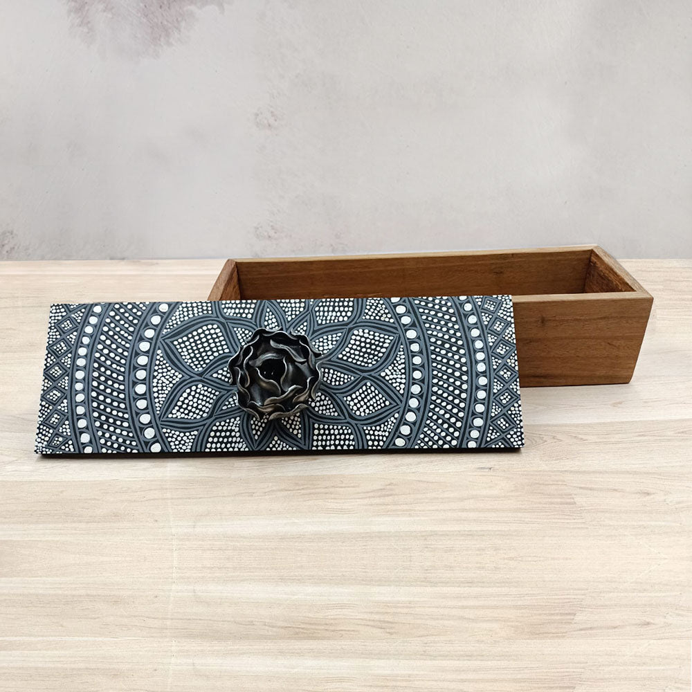 Caja para té o vino martina con asa flor