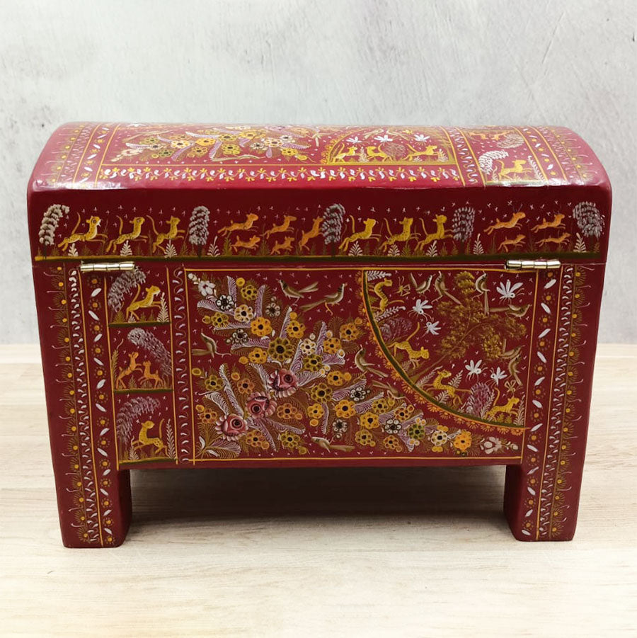 Fine red wooden "tostón" box