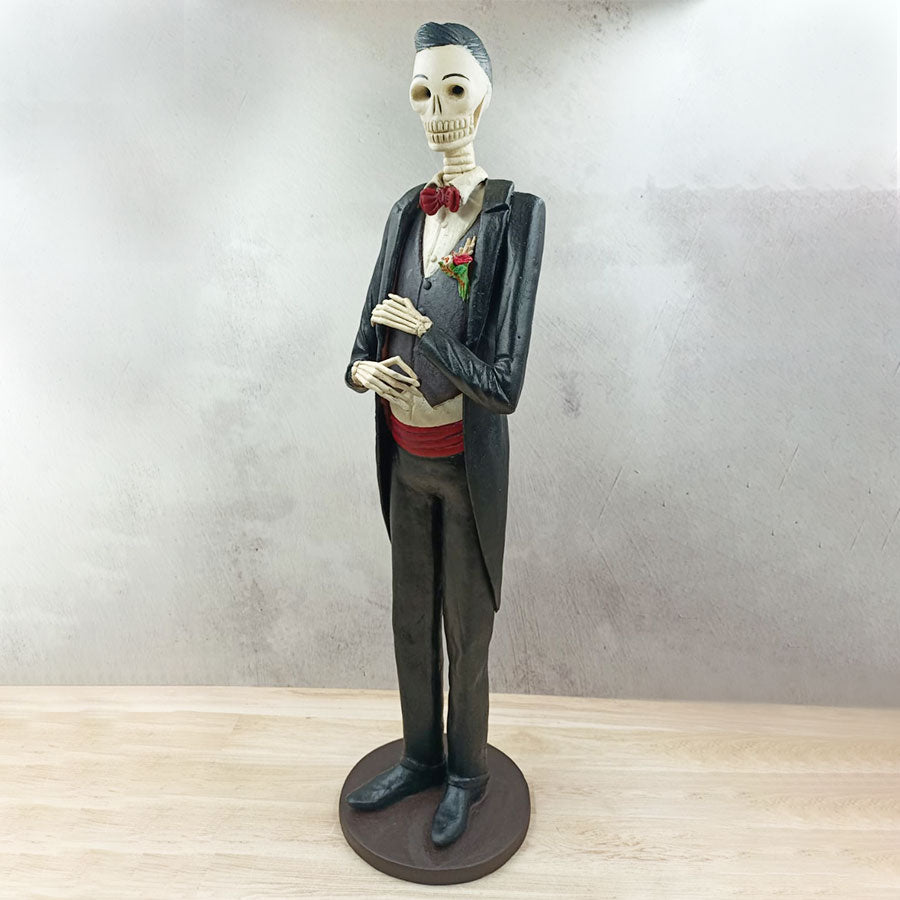 Catrín in a wedding suit