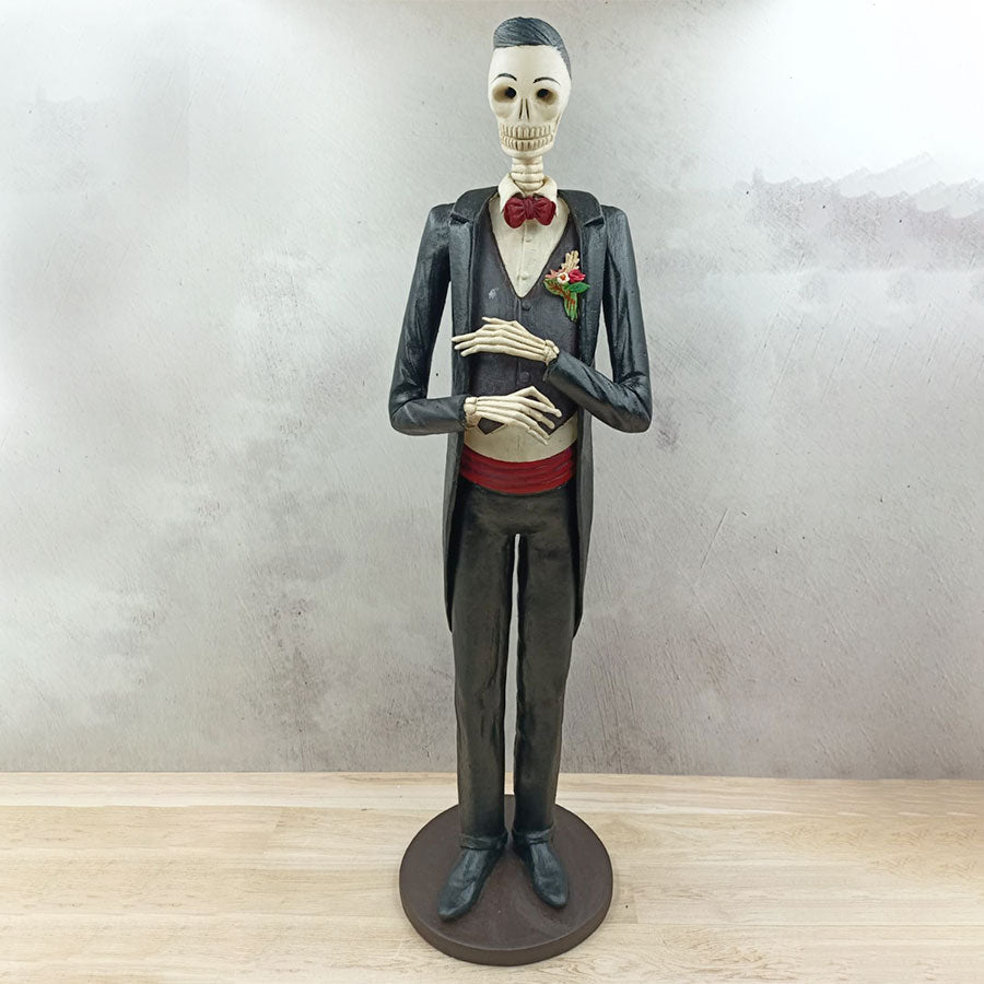 Catrín in a wedding suit