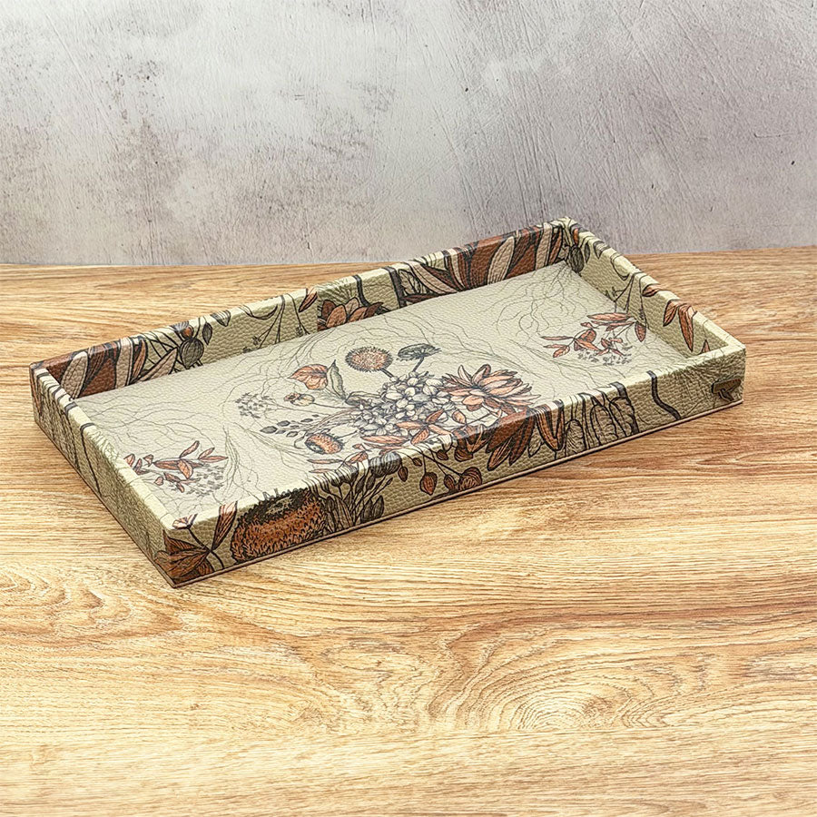 Thin and decorated rectangular tray