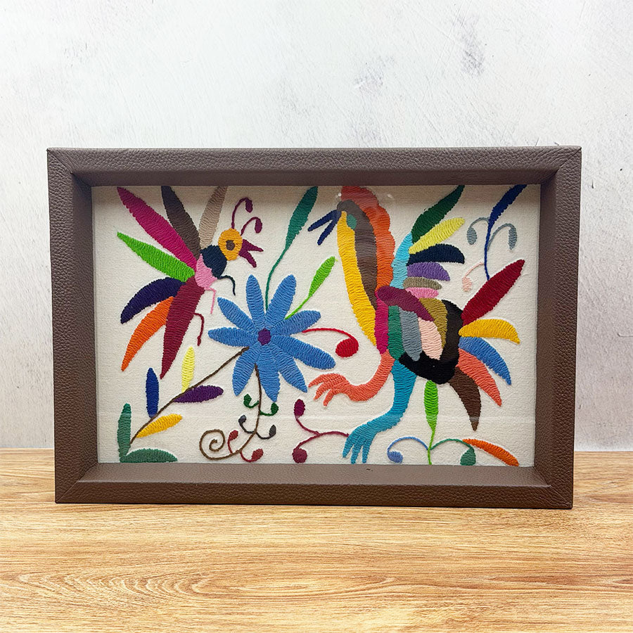 Tray with Otomi design