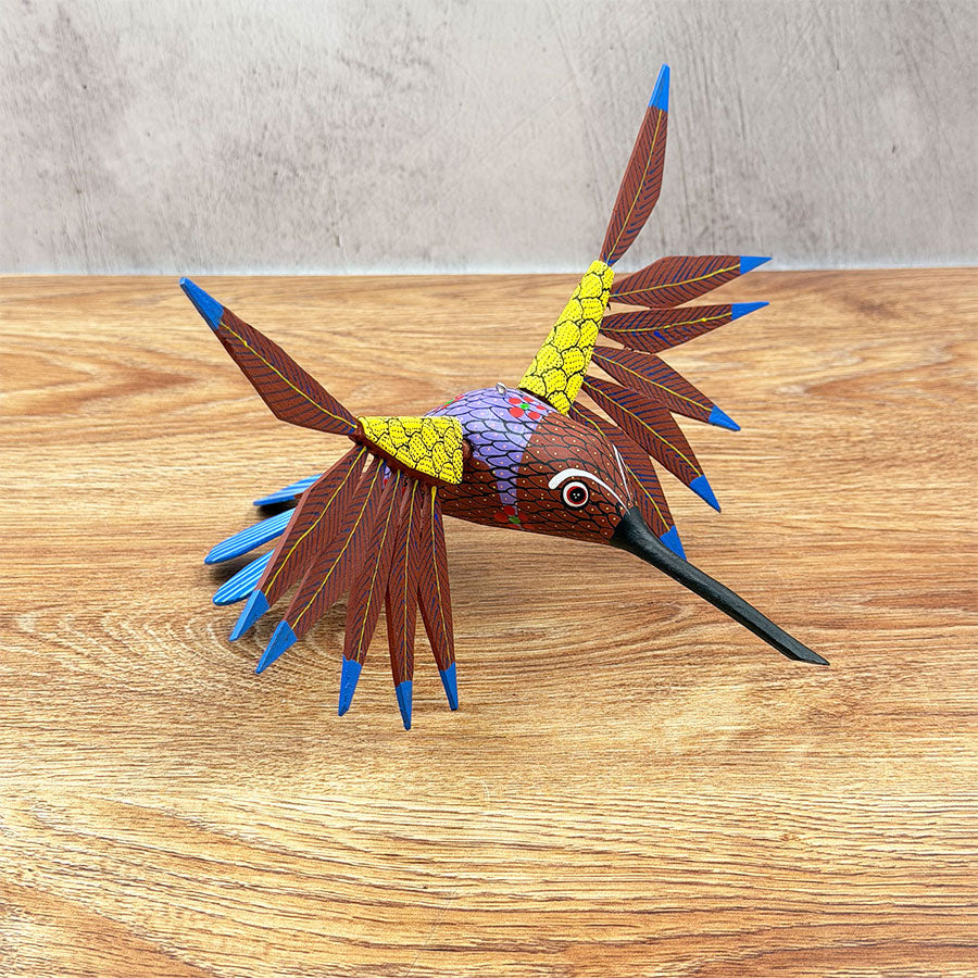 Colibrí alebrije morado y café