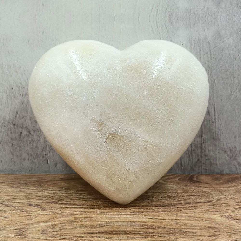 White onyx heart