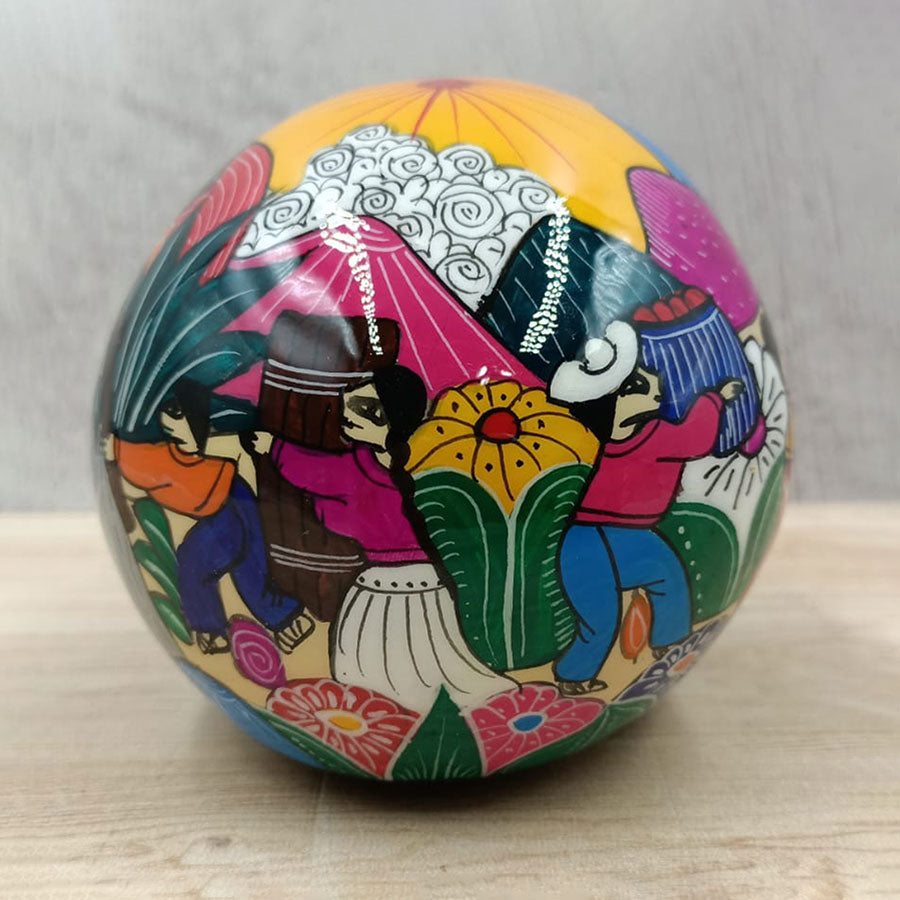 Cráneo con escenas de campo mediano