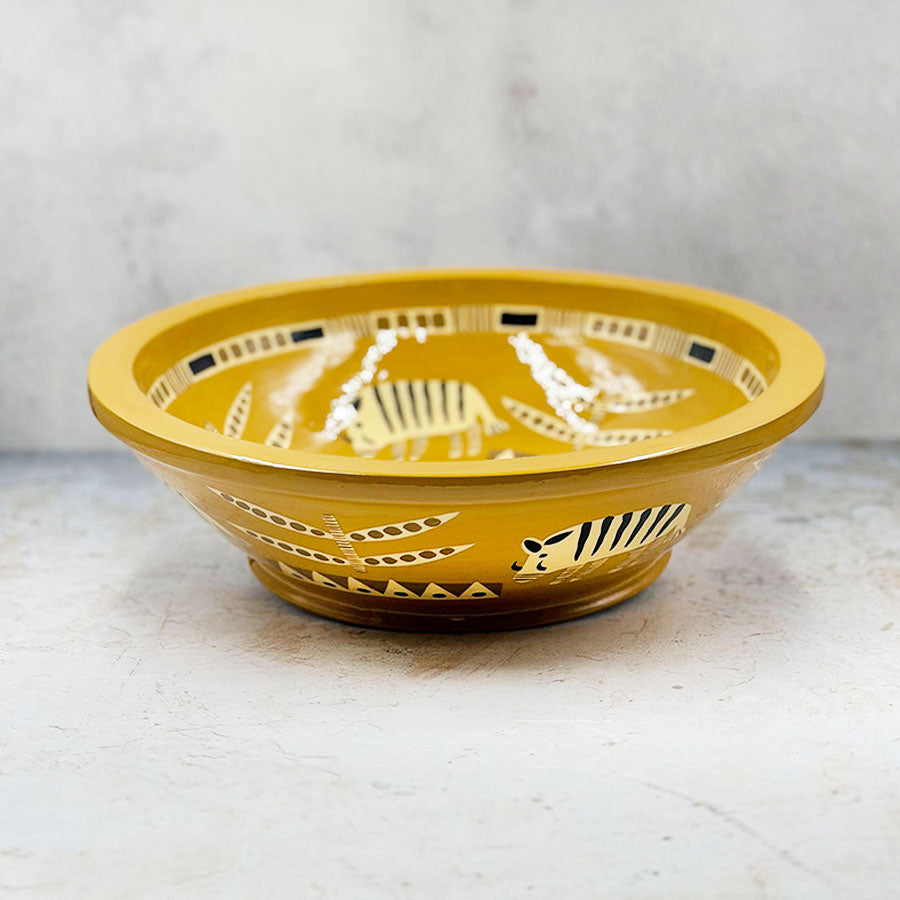 Ensaladera tribal decorada