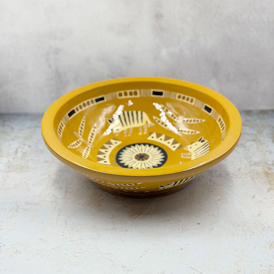 Ensaladera tribal decorada