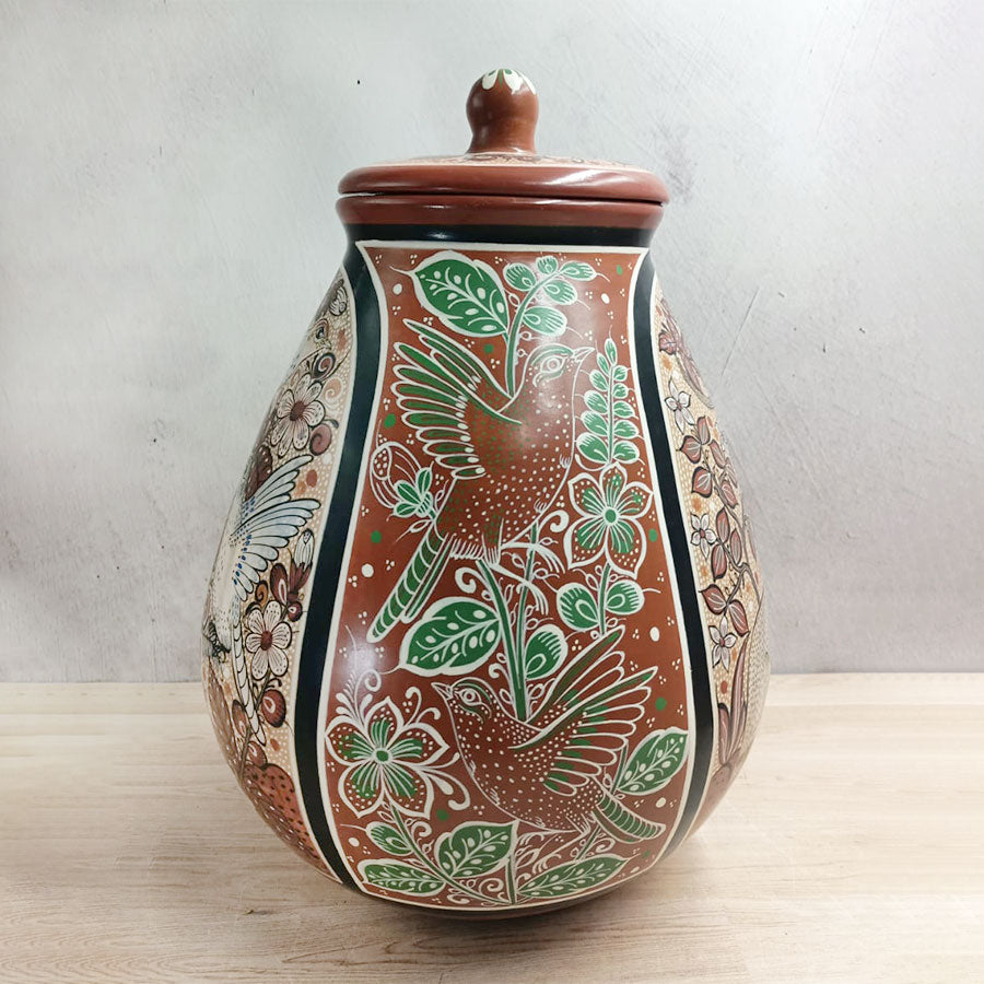 Florero fusión con palomas y tapa