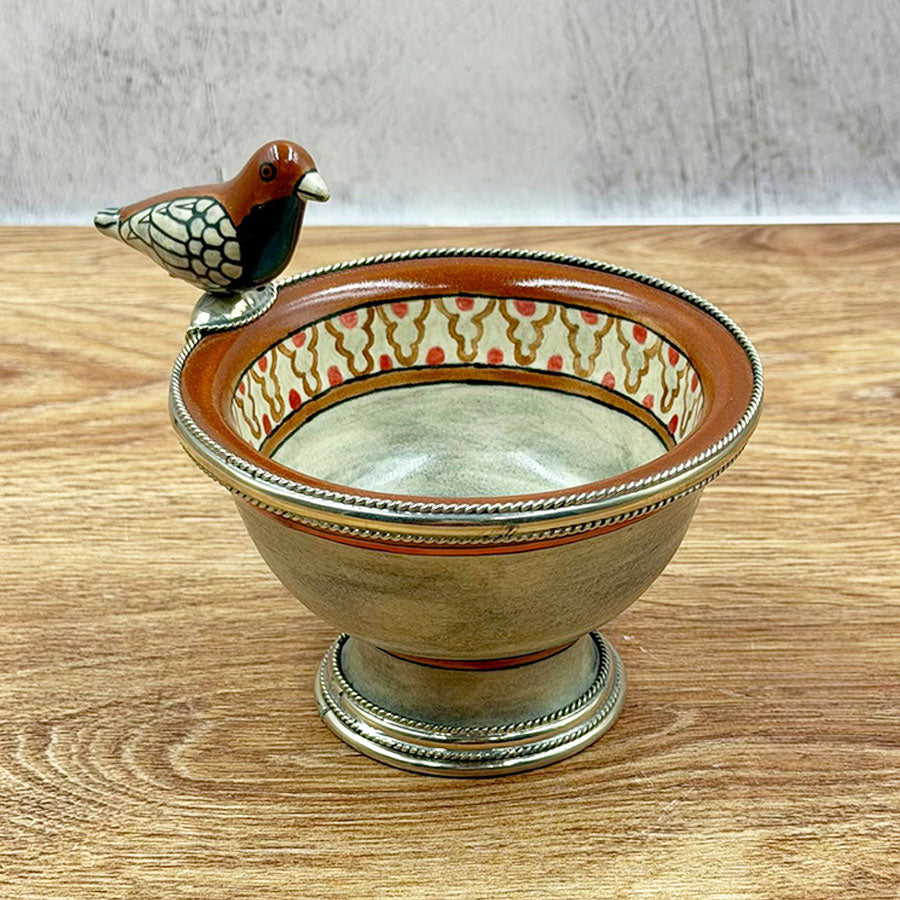 Bowl with little bird