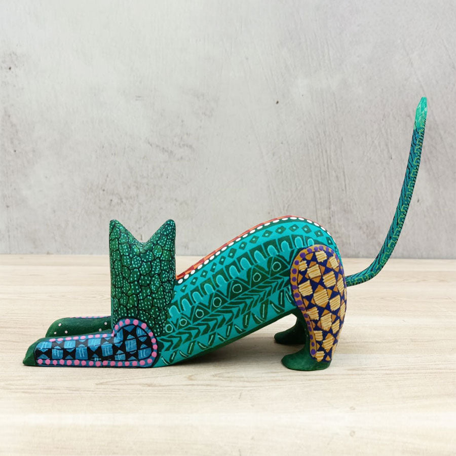 Gatito alebrije aqua y verde