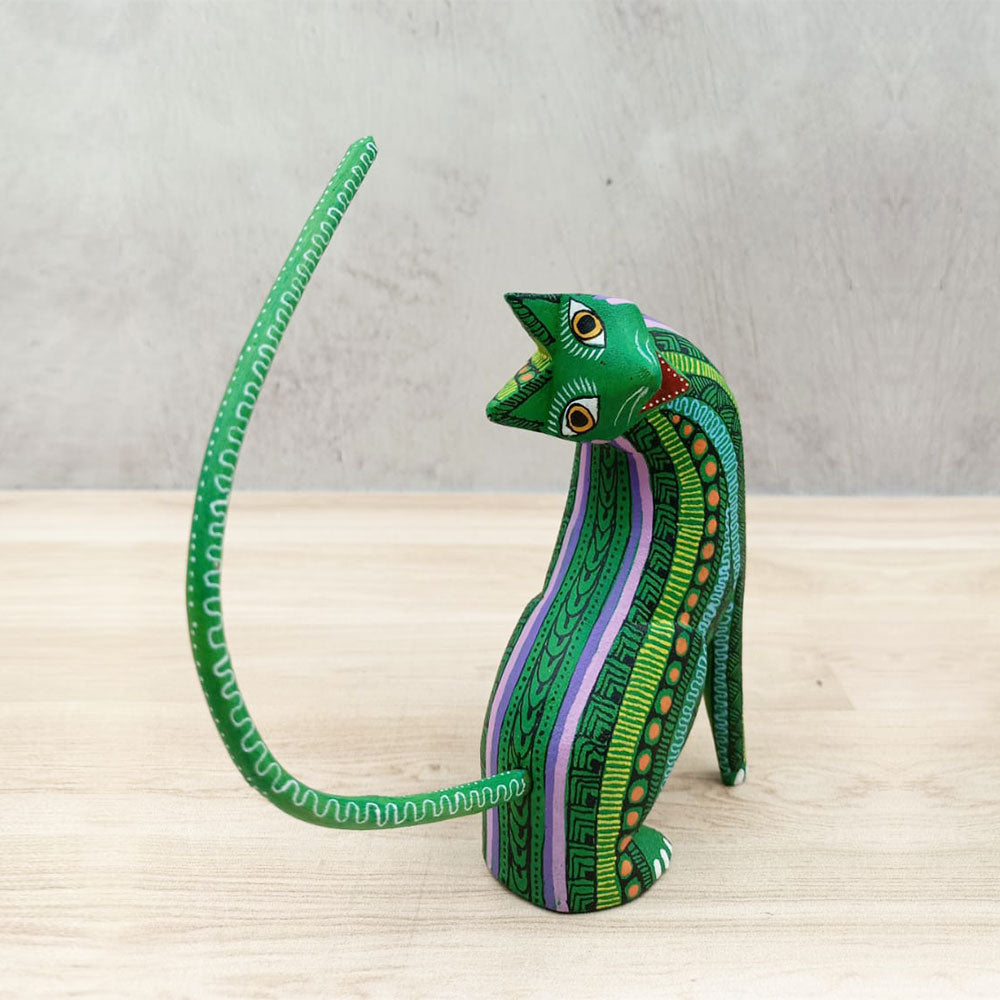 Gato alebrije verde