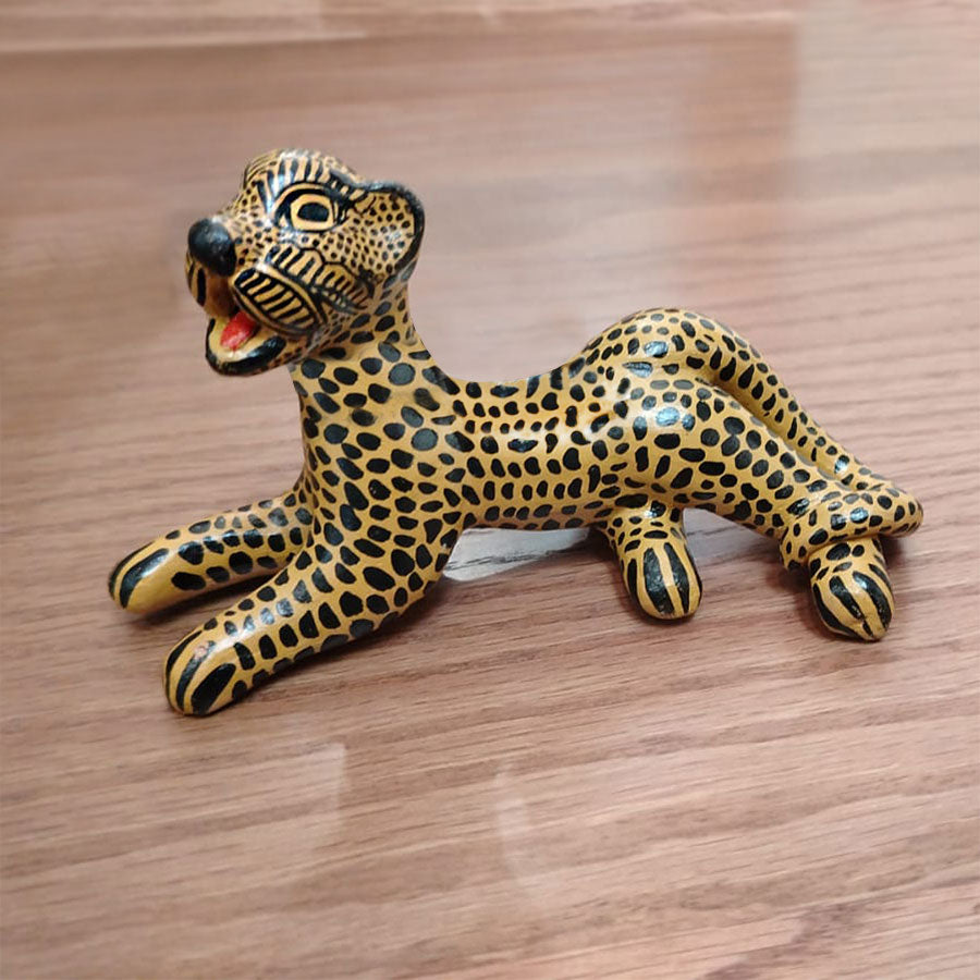Jaguar de barro mini
