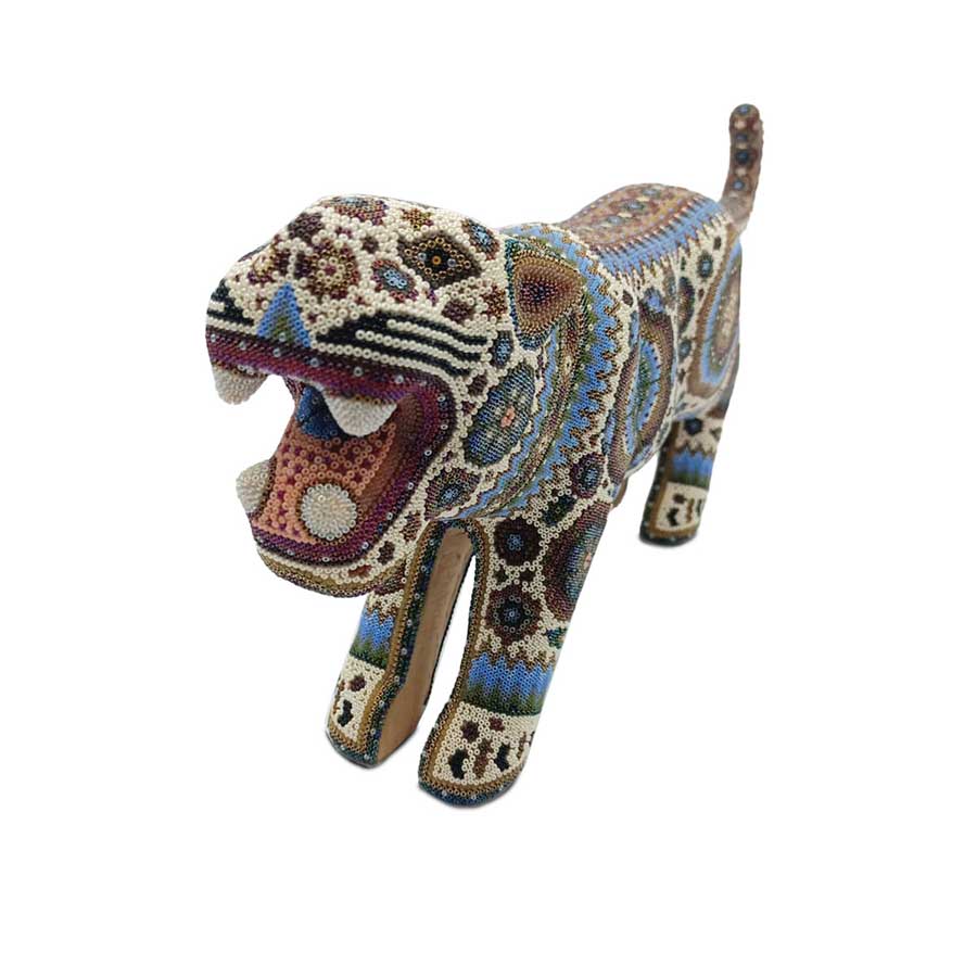 Jaguar parado huichol