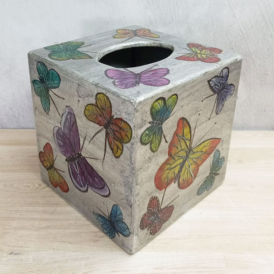 Portapañuelos cuadrado de madera decorada