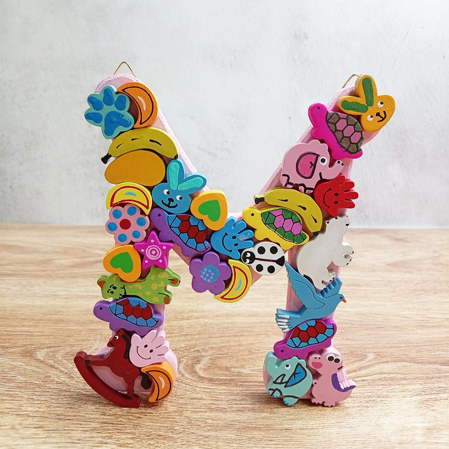 Letras del abecedario con figuritas de colores, de "H" a "M"