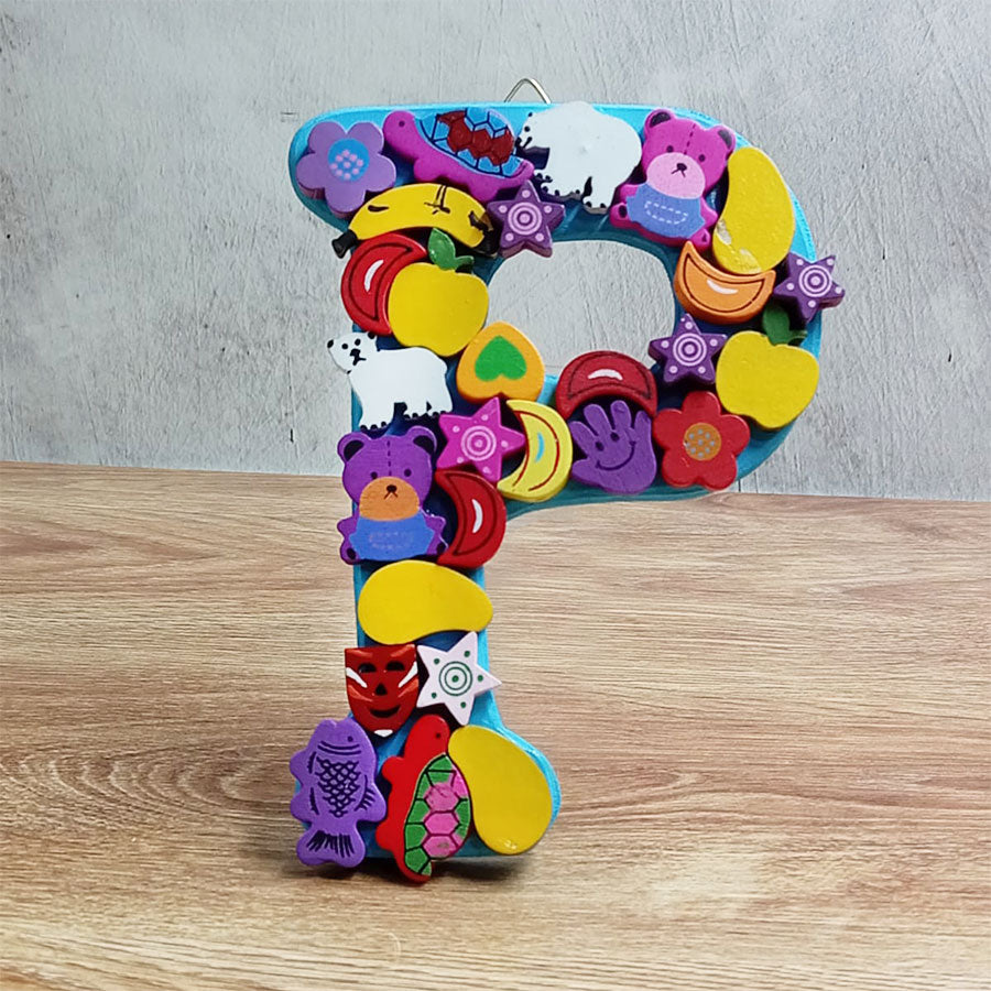 Letras del abecedario con figuritas de colores, de "N" a "T"