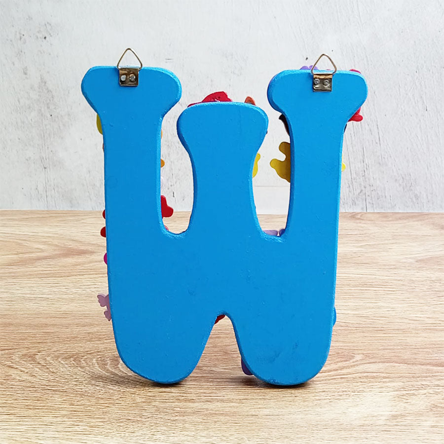 Letras del abecedario con figuritas de colores, de "U" a "Z"