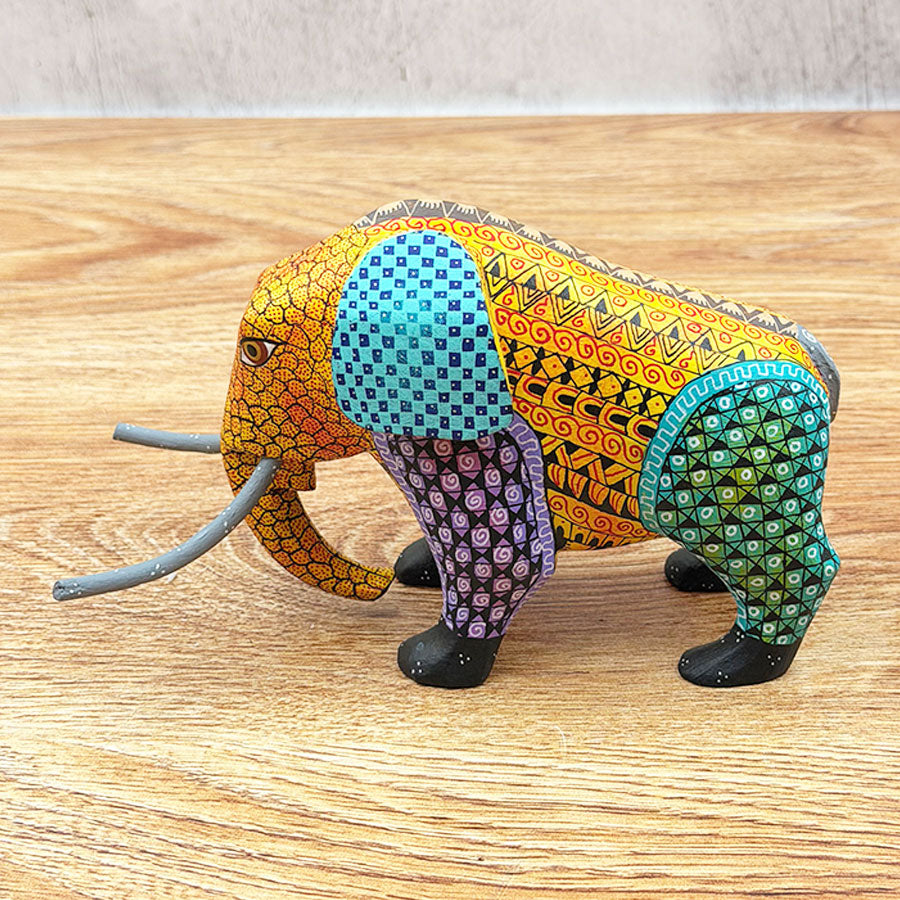 Mamut alebrije amarillo