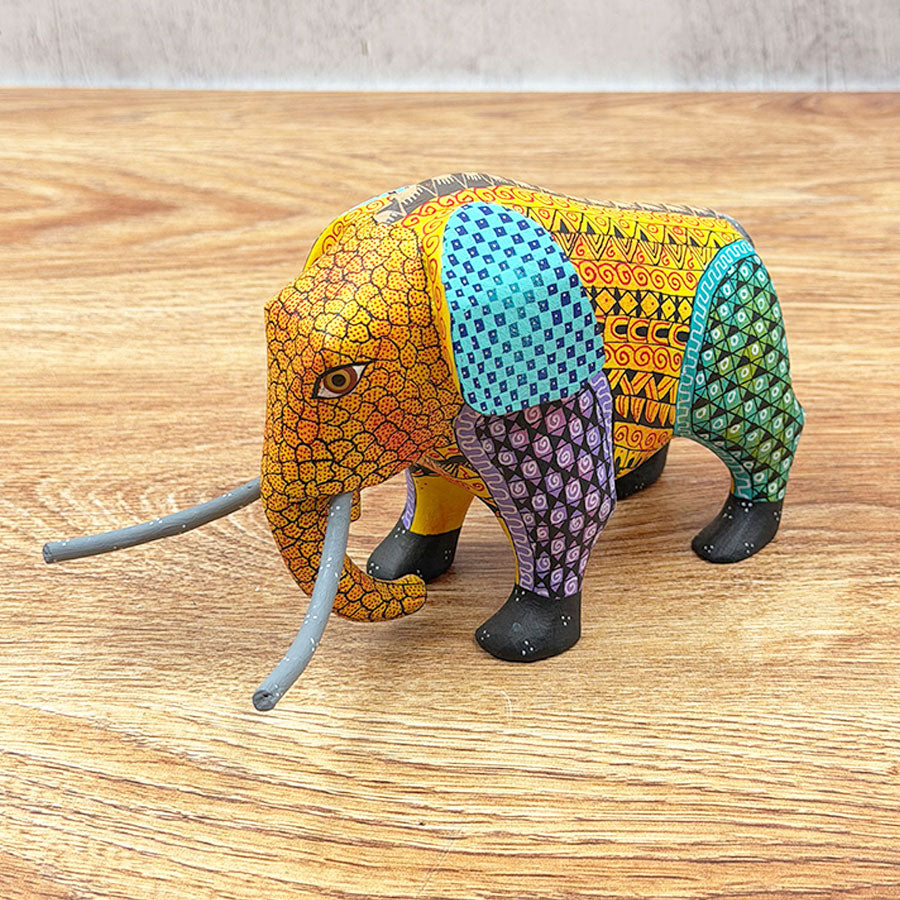 Mamut alebrije amarillo