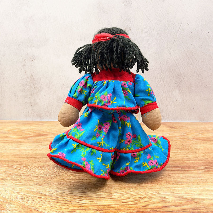 Muñeca rarámuri azul