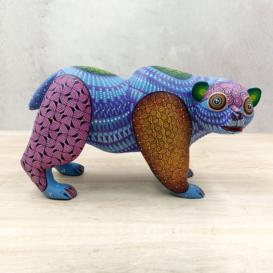 Oso alebrije azul y morado