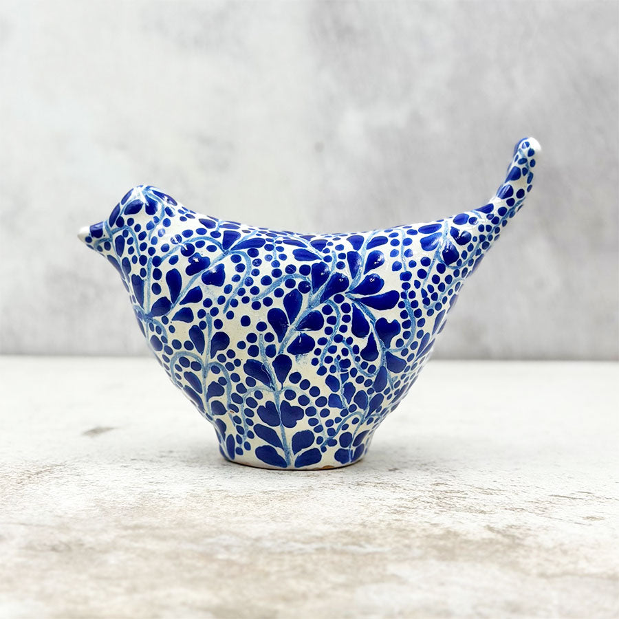 Dove blue feathered design