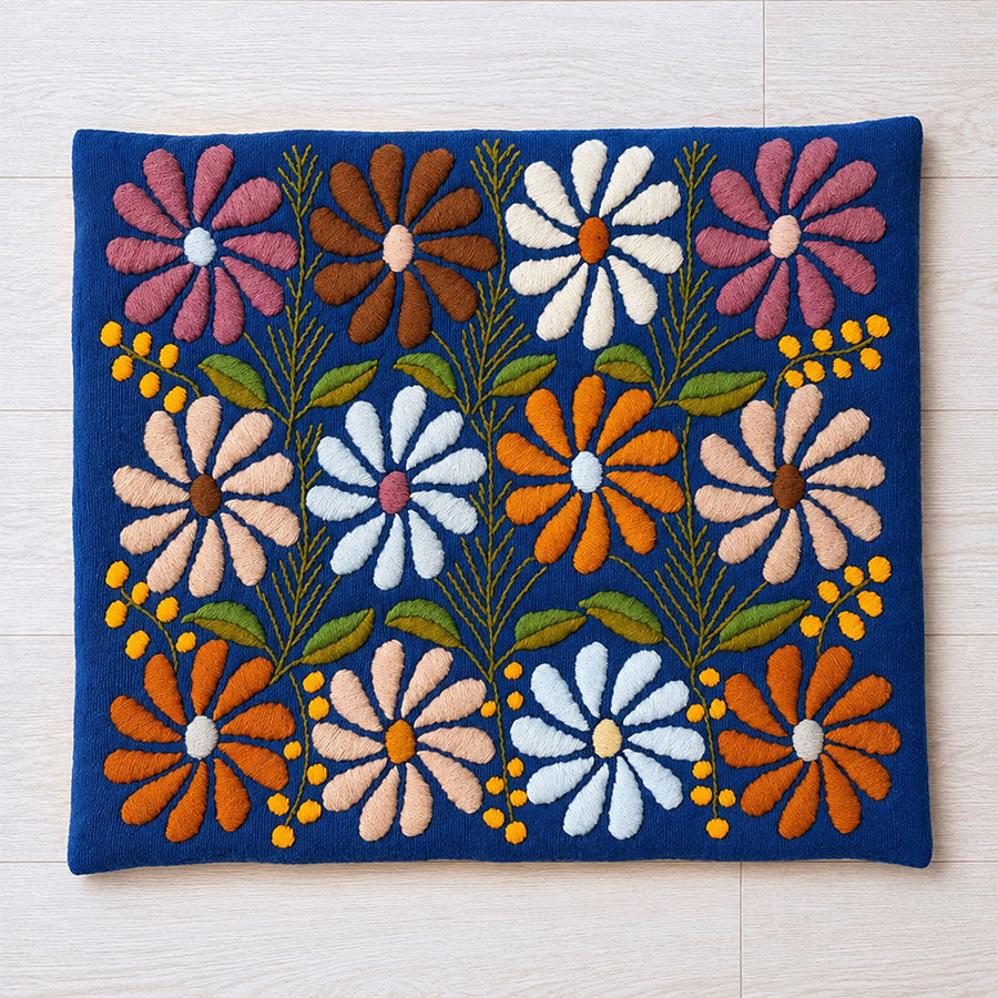 Par de fundas para cojín azul con flores de colores